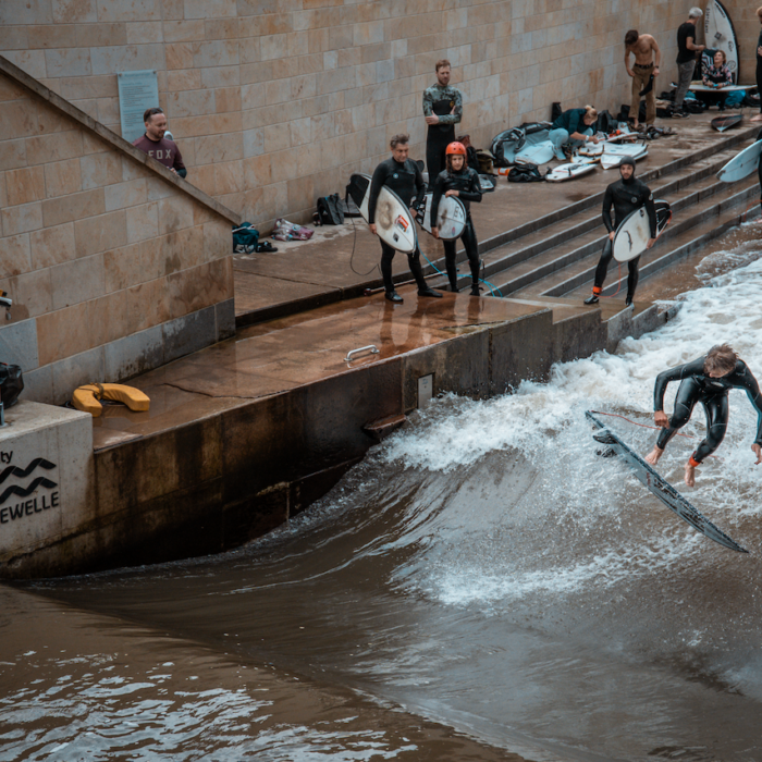 Niki Sandhoff - Flusssurfen - Hannover