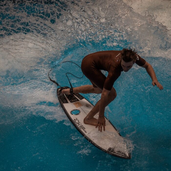 Niki Sandhoff - Flusssurfen - Osnabrück